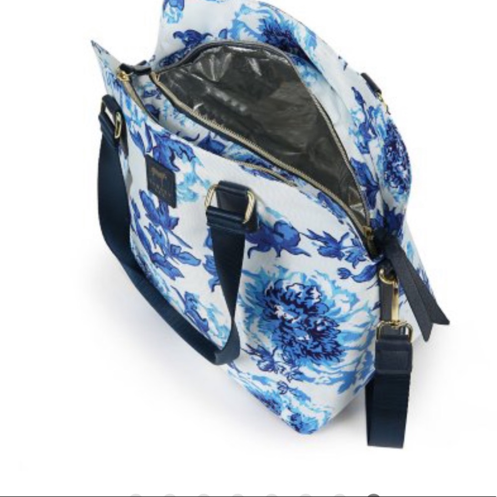 Dabney Lee Insulated Lunch Tote - Picture 3 of 6